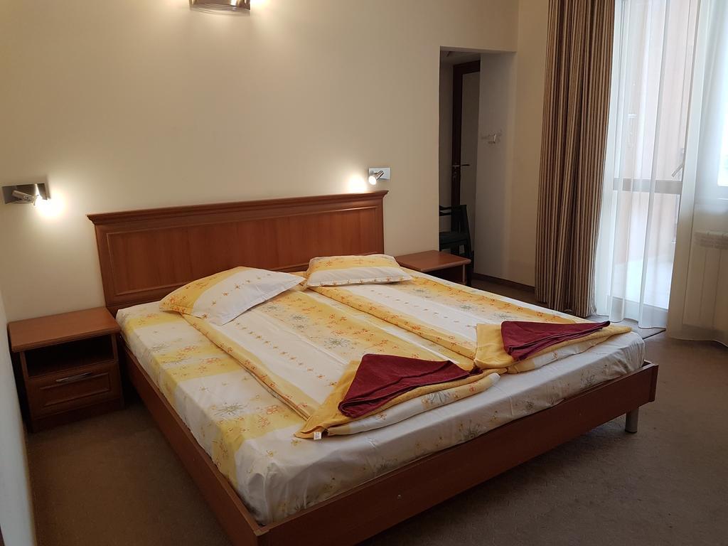 Guest House Markovi Aheloy Extérieur photo